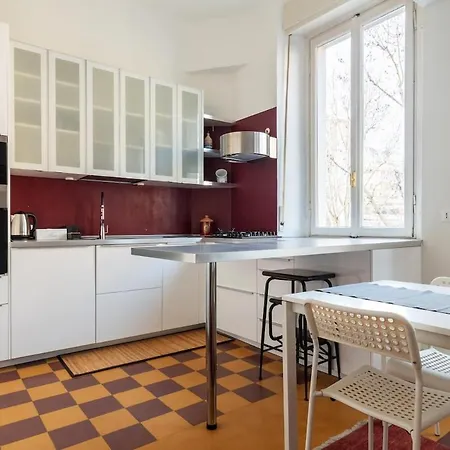 Trilocale Gorki Savona Milan